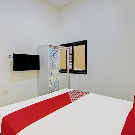 Oyo 92435 Sunlo Cozy Home Family Homestay Syariah Surabaya Bagian luar foto