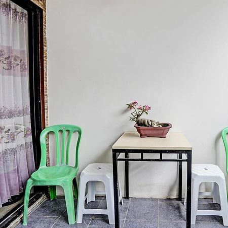 Oyo 92435 Sunlo Cozy Home Family Homestay Syariah Surabaya Bagian luar foto