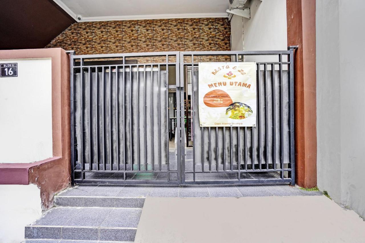 Oyo 92435 Sunlo Cozy Home Family Homestay Syariah Surabaya Bagian luar foto