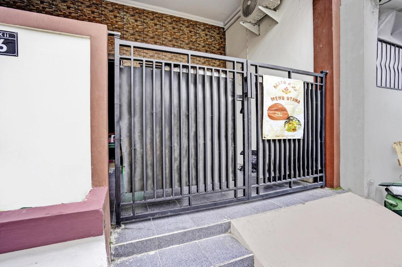 Oyo 92435 Sunlo Cozy Home Family Homestay Syariah Surabaya Bagian luar foto